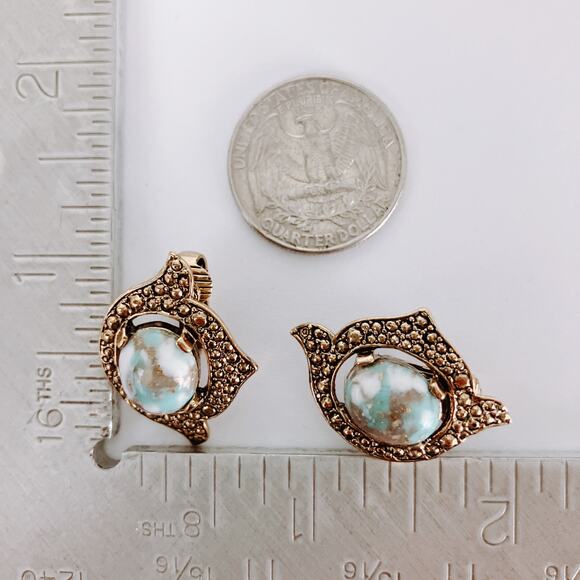 VTG 1960s 1970s Signed Sarah Coventry Earrings Gold Tone Mod Clip On Sculptural - Picture 10 of 10